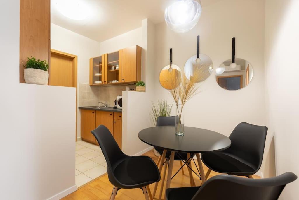 S22 Apartment Budapest Luaran gambar