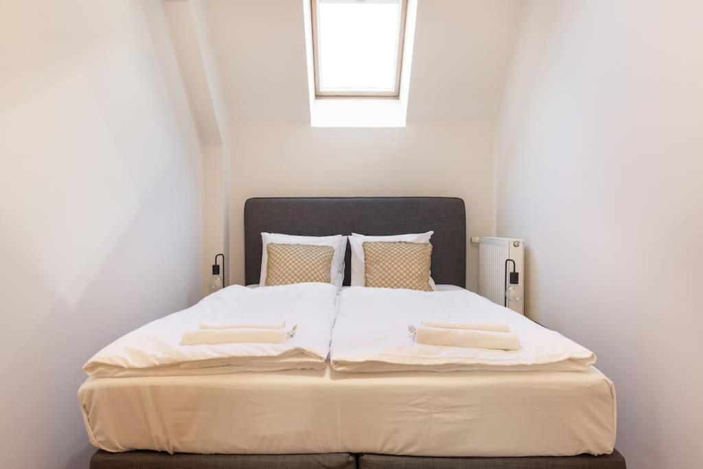 S22 Apartment Budapest Luaran gambar