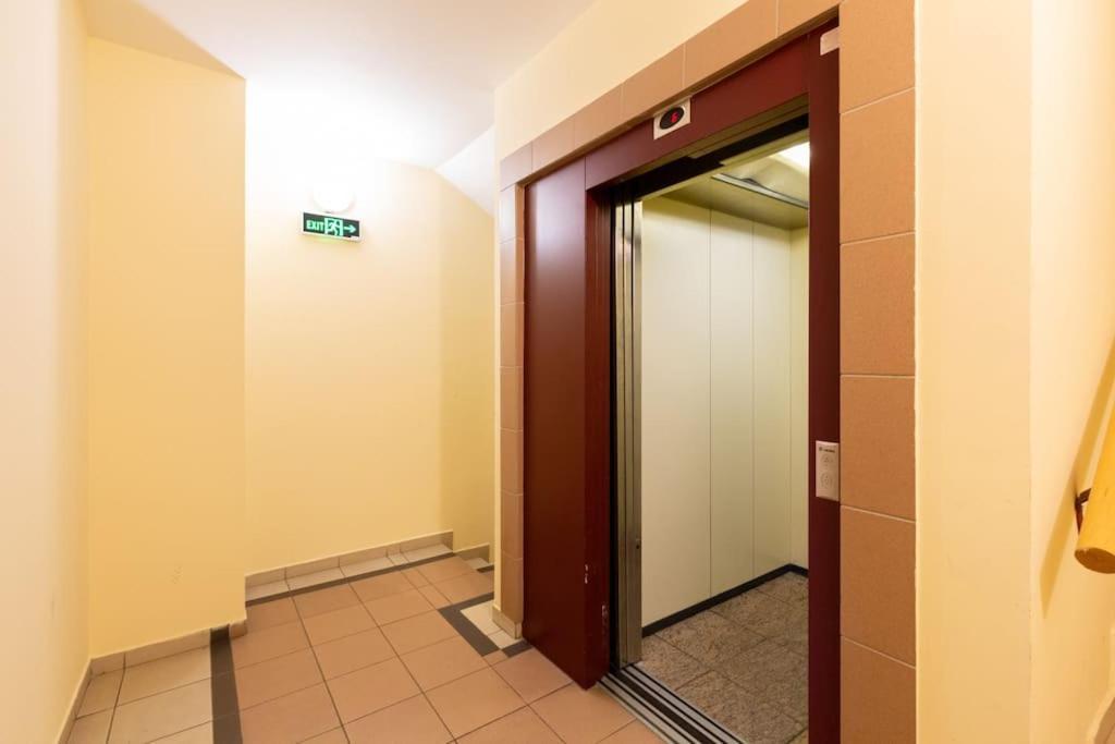 S22 Apartment Budapest Luaran gambar